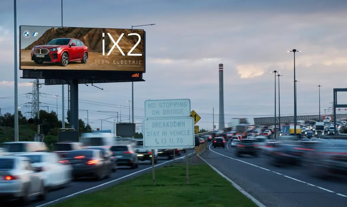 oOh!media, media, Melbourne, landmark, West Gate Freeway, digital site, large format digital, acquisition, additional large format sites, digital portfolio, digital billboard, double sided, visibility, unparalleled, digital acquisition, signature series, classic locations, digital locations, investment, The Bourke, Flinders Street Wonderwall, Melbourne Central Retail,