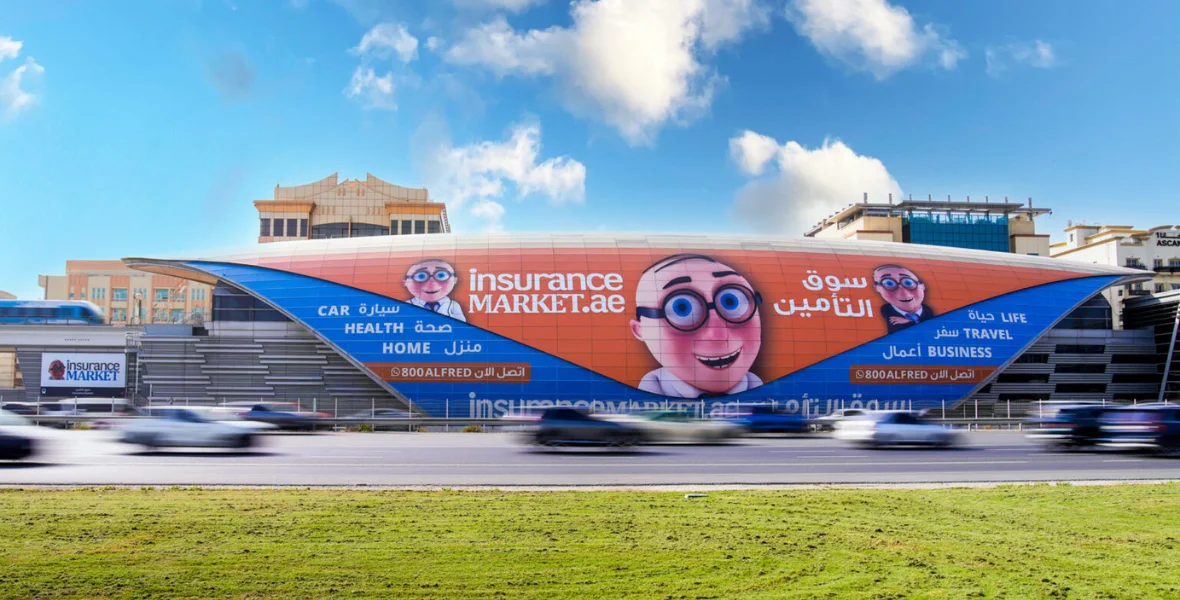 InsuranceMarket.ae, Dubai Metro, Mashreq Metro Station, RTA, public-private partnership, branding, transportation, UAE, economic growth, insurance, Avinash Babur, Abdul Mohsen Ibrahim Kalbat, Dubai, signage, public transport,